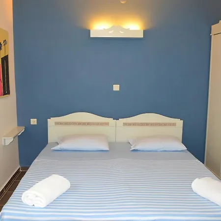 Erguvan * Foça