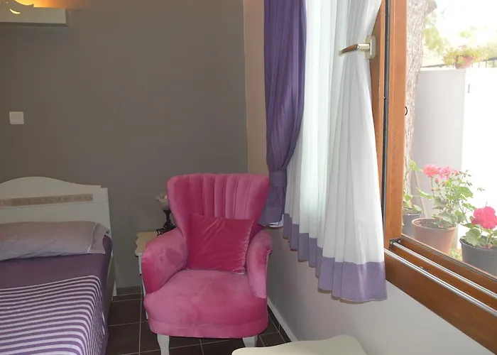 Pensionat Erguvan Foça